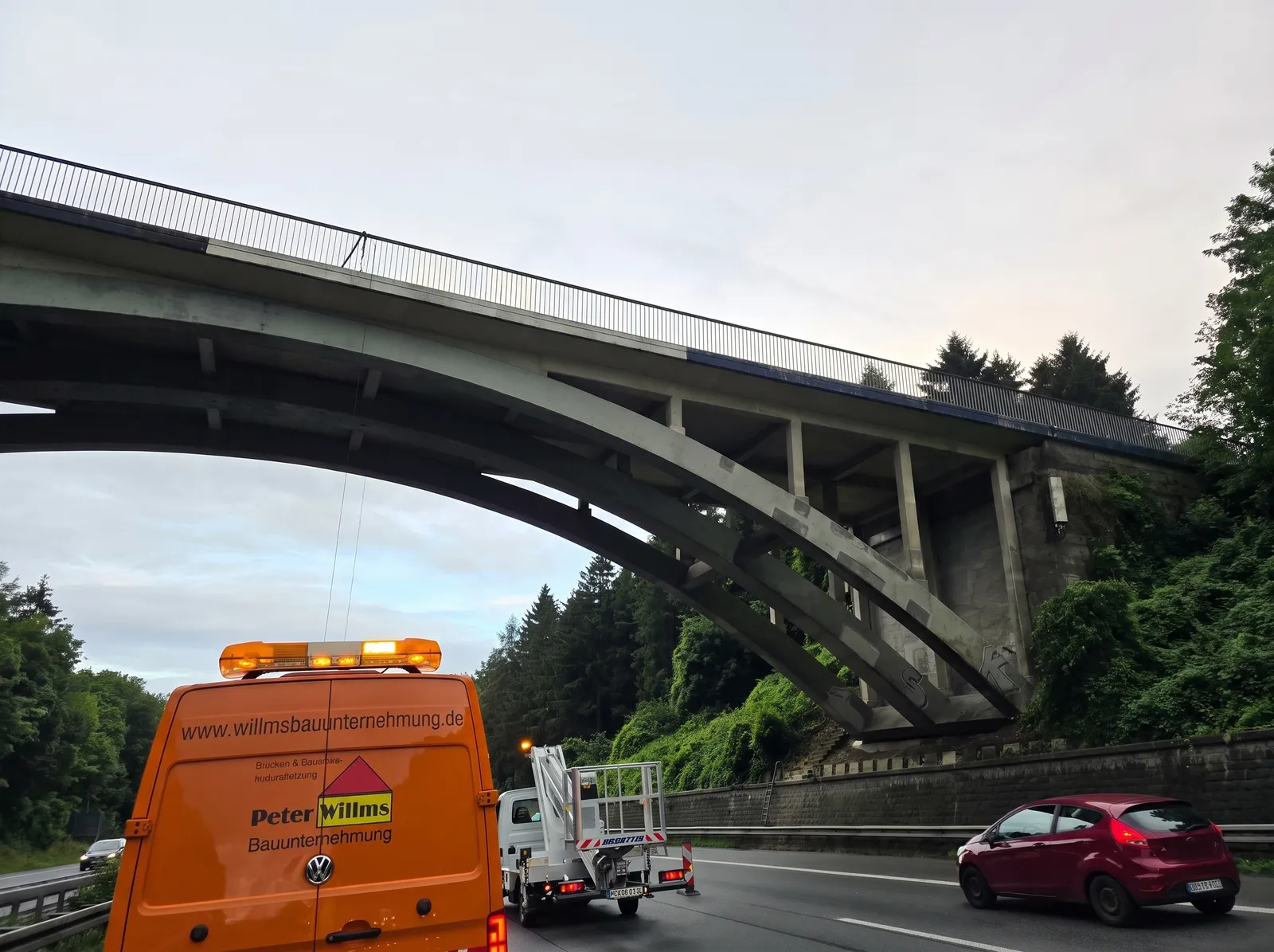 Brückeninstandsetzung an der Autobahn A2