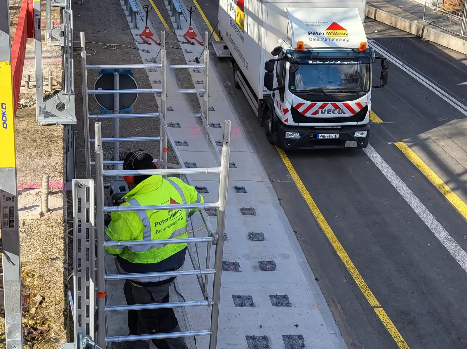 Betoninstandsetzung von der Arbeitsplattform aus